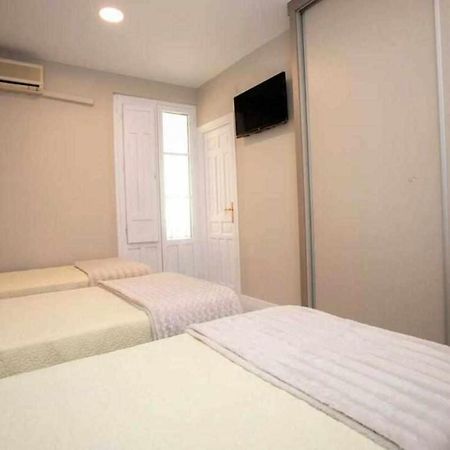 Hostal Viena Plaza Nueva Granada Kültér fotó