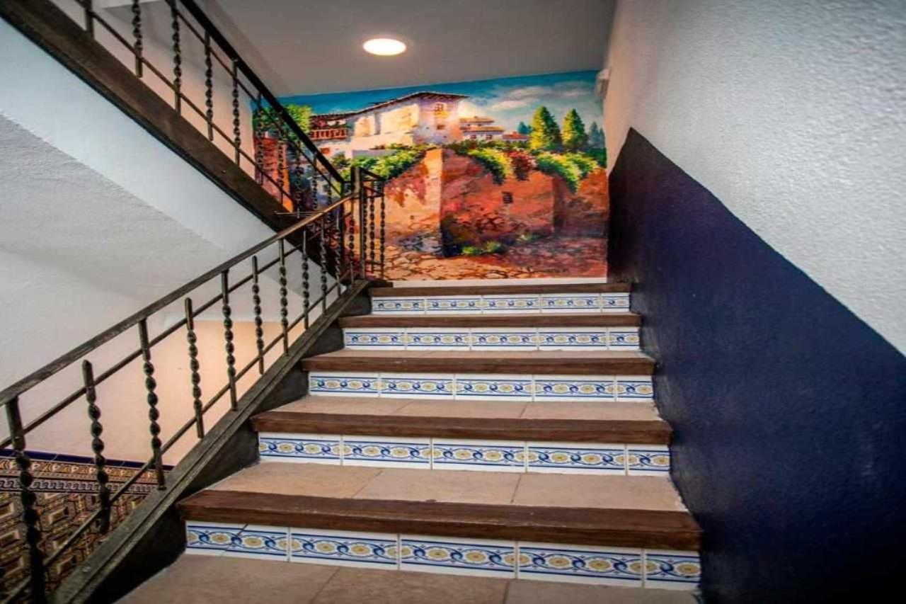 Hostal Viena Plaza Nueva Granada Kültér fotó