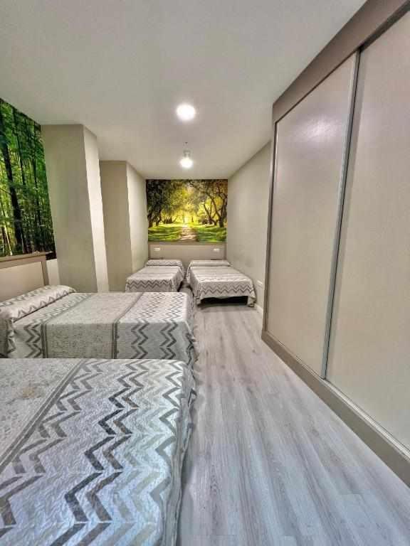 Hostal Viena Plaza Nueva Granada Kültér fotó