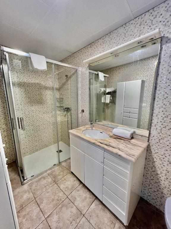 Hostal Viena Plaza Nueva Granada Kültér fotó